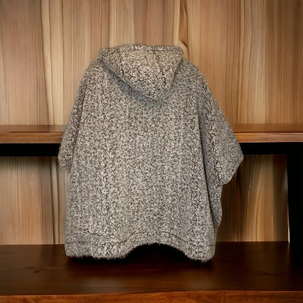 C&C California Sherpa Hooded Poncho